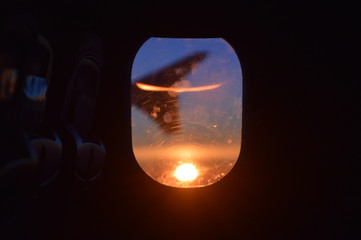 plane window 