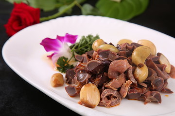 salad with mushrooms