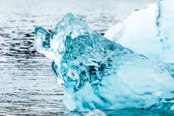 Abstractic ice figures.