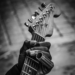 Blues guitar hand 1 - obrazy, fototapety, plakaty