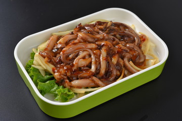 pasta with tomato sauce