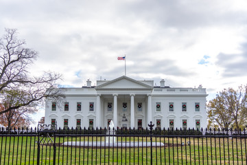 Fototapeta na wymiar New York City, USA, December 2018: Photo of The White House taken from E St. NW