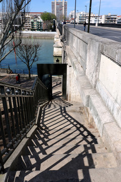 Levallois- Pont de Levallois - Ile de la Jatte