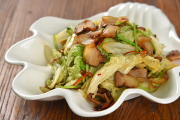 salad with chicken and vegetables