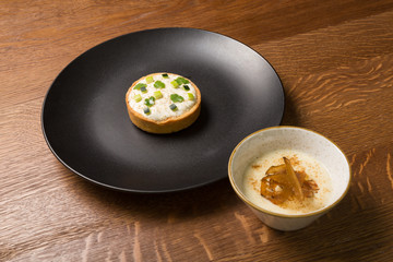 Cheese tart with plum jam