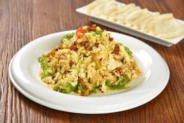 salad with chicken and vegetables