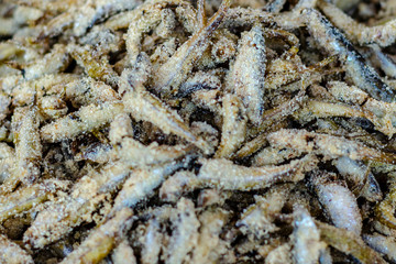 lemon from which squeeze juice on fried fish