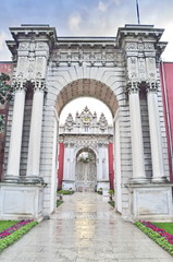 Fototapeta premium Gate of Dolmabahce palace in Istanbul, Turkey