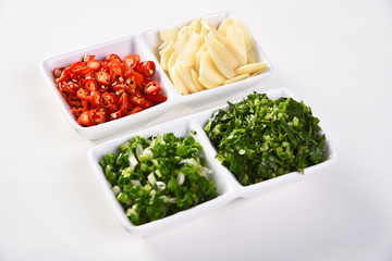 pasta with tomatoes and basil