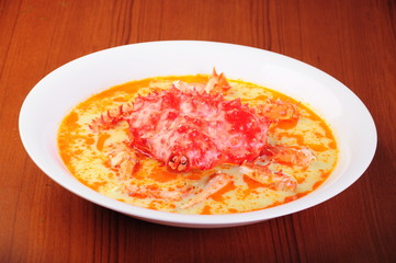 pizza with tomatoes and cheese