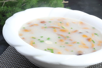 vegetable soup in white bowl