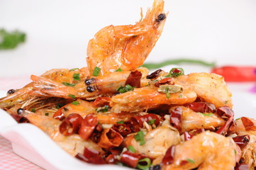 pasta with shrimps and sauce