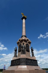 Obraz premium The monument to the 1000 anniversary of Yaroslavl on the Arrow