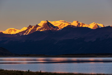 Fototapeta na wymiar Lake in Patagonia