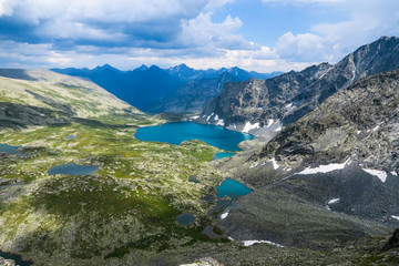 Picturesque turquoise Alla-Askyr lake scenic view. Altai mountains.