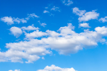 Fototapeta na wymiar beautiful blue sky and white clouds in spring season