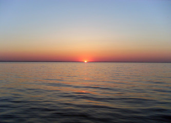 Naklejka premium sunset on the Volga river