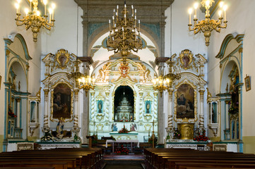 Fototapeta na wymiar Barocke Pfarrkirche in Caniço auf Madeira