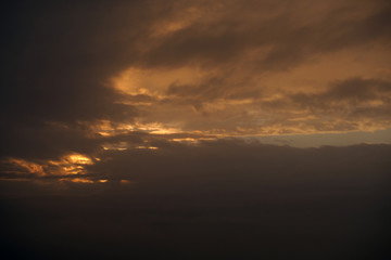 Coucher de soleil à Saint Julien le Montagnier ( Var )