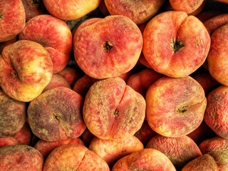fresh peaches at market