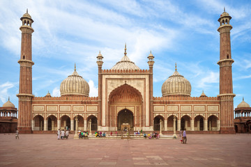 Fototapeta na wymiar Facade view of Jama Masjid in Old Delhi, India