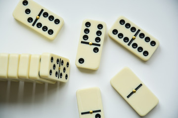 board game dominoes