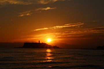 江ノ島と夕日