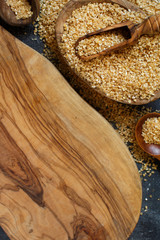 Dry bulgur wheat grains
