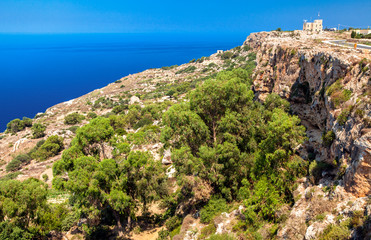 Fototapeta na wymiar Coastline in Malta island