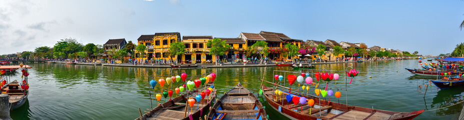 Panoramic picture of Old Town in Hoi An, Vietnam. UNESCO World Heritige site. - obrazy, fototapety, plakaty