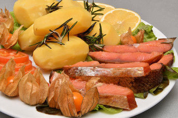 Chinook salmon (LAT. Oncorhynchus tshawytscha) smoked