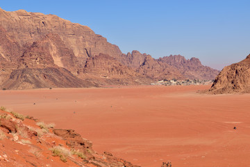 Desert landscape traveling rose sand