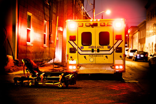 Ambulance Images – Browse 303,925 Stock Photos, Vectors, and Video