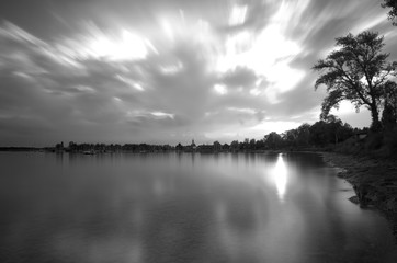 Langzeitbelichtung Chiemsee Schwarzweiß