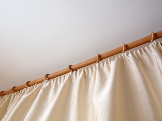 curtain rod with rings