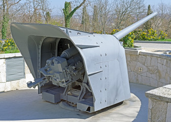 Naval Gun. World War II