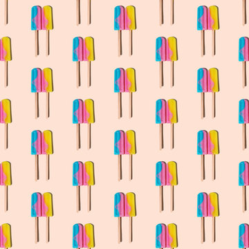 Pattern of two icecream lollies