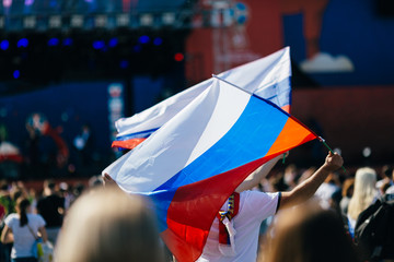 russian soccer fans cheer