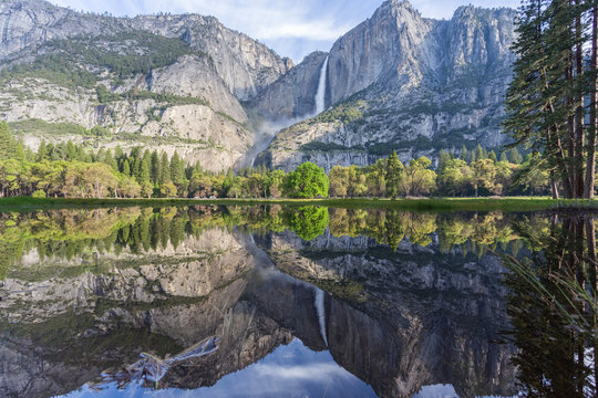Spring time in Yosemite Valley, California, USA
