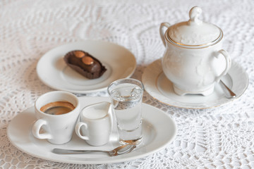 viennese coffee serving