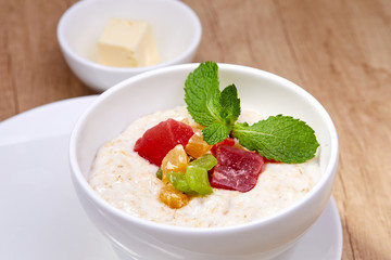 breakfast with oat porridge