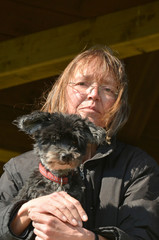 frauenportrait mit hund