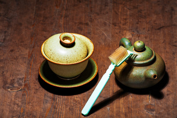 empty teapot brush wooden sharp table nobody 