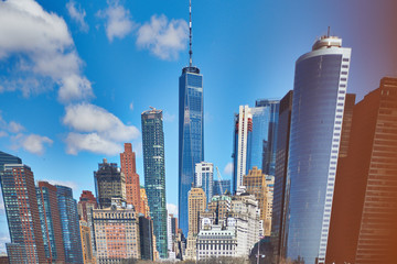 Fototapeta na wymiar Skyline von Manhattan mit dem One World Trade Center 