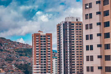 Fototapeta na wymiar edificios ciudad de la paz Bolivia
