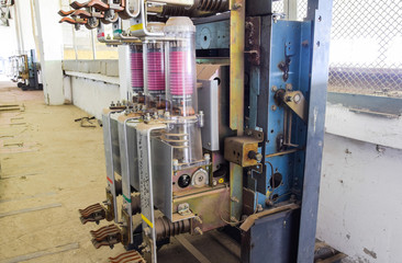 Vacuum high voltage switch. Electrical equipment of the pumping