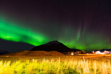 Fototapeta na wymiar Northern lights in Hornafjordur in south Iceland