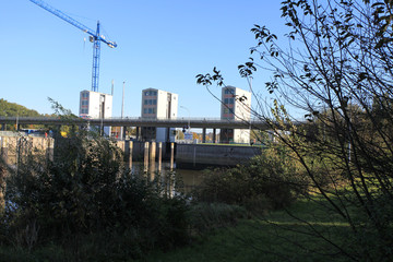 Schleuse Geesthacht, Staustufe Geesthacht