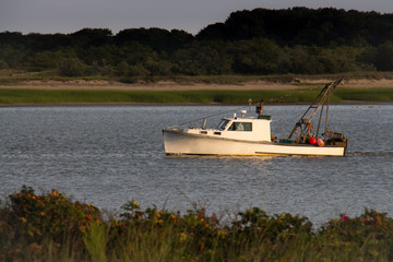 Obraz premium New England Fishing Boat - Sunset - Cape Cod - Massachusetts