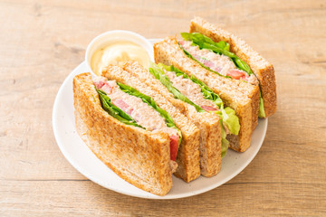 Homemade Tuna Sandwich